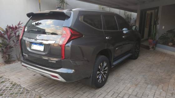 MITSUBISHI PAJERO SPORT 2.4 16V MIVEC TURBO DIESEL HPE AWD AUTOMÁTICO